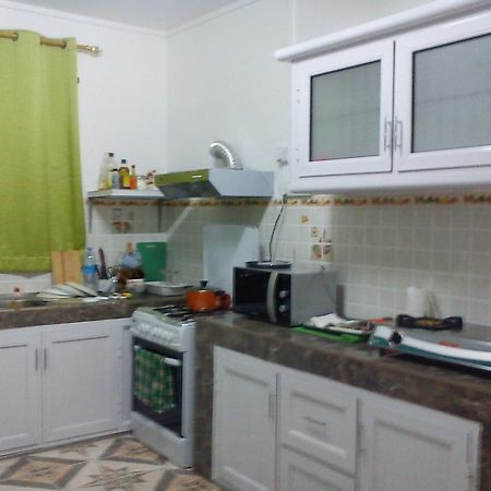 Chez Johnny - Blue Bay Hotel ภายนอก รูปภาพ